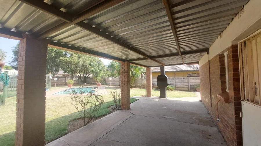 3 Bedroom Property for Sale in Riebeeckstad Free State